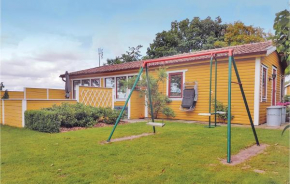 Gorgeous Home In Harlösa With Wifi